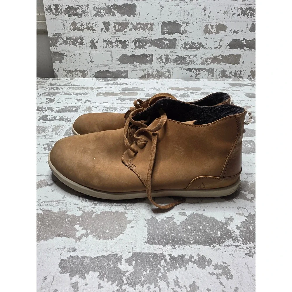 OluKai Hawai'iloa Manu Ihu Mens Tan Leather Chukka Boots 10412-FX20 Size 13